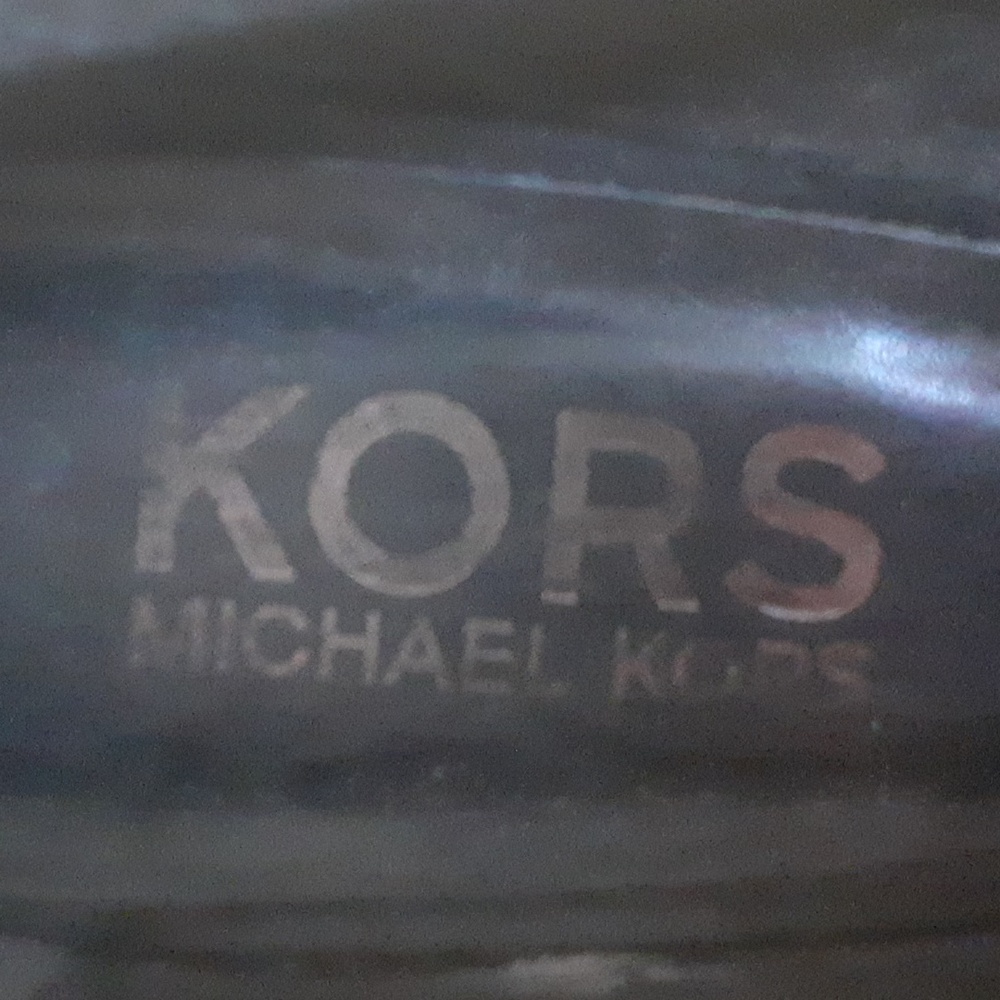 Shoes - Picture 4 of 5